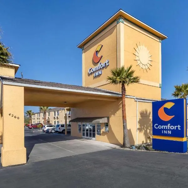Comfort Inn Humboldt Bay, hotel v destinaci Eureka