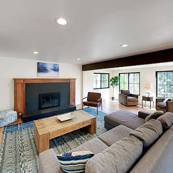 North Lake Adventure, hotel in Carnelian Bay
