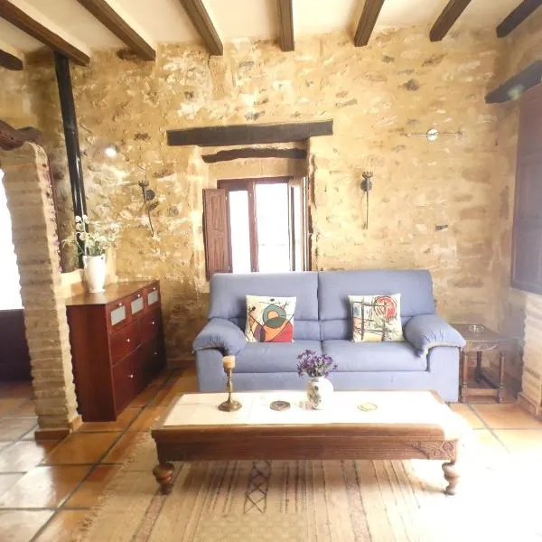 No 2 Spacious and Airy Apartment in Javea Medieval Village, khách sạn ở Jávea