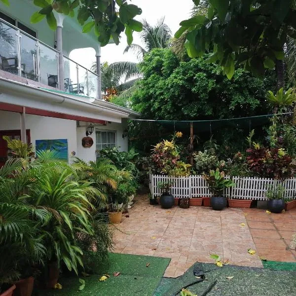 Creole Cottage Homestay, hotel v destinaci Mahé
