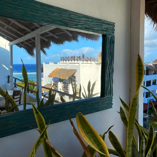 Anacapri Suite - 4th Floor Penthouse Beach Front, hotel v destinaci Mahahual