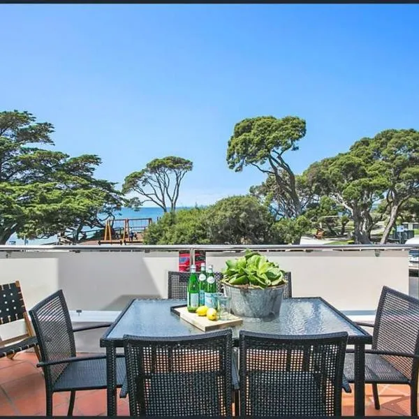 Lonnie Beach View Apartment, hotel en Queenscliff