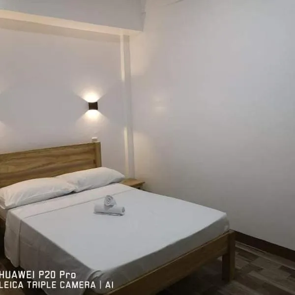 Jamilla's Private Pool Resort, hotel di Pinamalayan