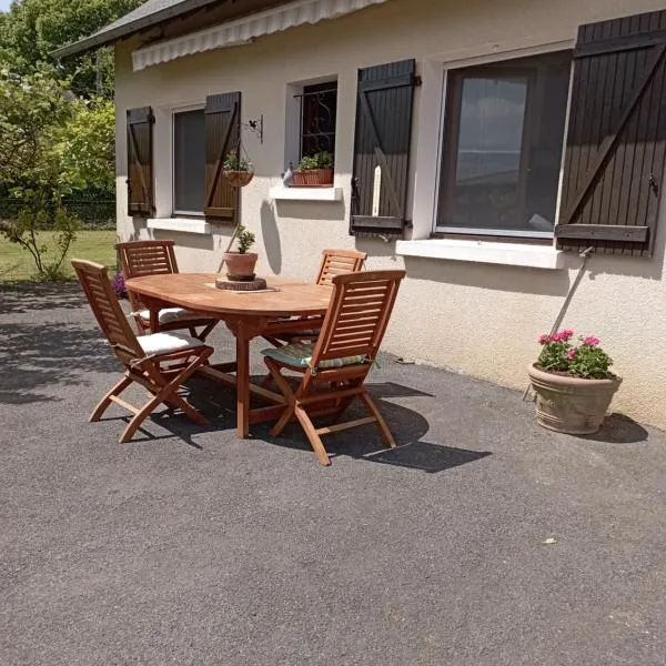 le gite de margot, hotel a Beyssac