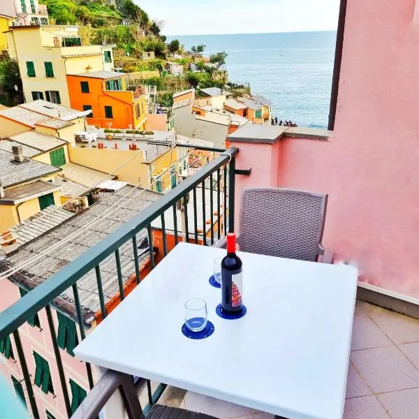 Good vibes penthouse Ca Lidia 5terreparco, hotel v destinaci Riomaggiore