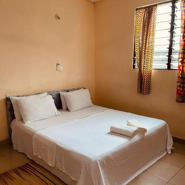 Wli Waterfalls Inn, hotel in Lolobi Kumasi