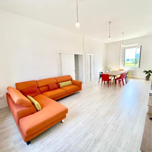 BRIBANO HOSTEL & bike sharing-workers and tourists hospitality, hotell sihtkohas Sedico