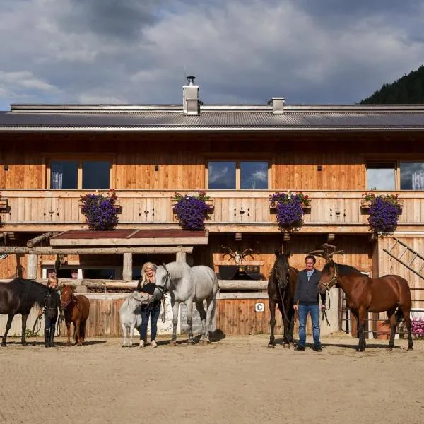 B&B Margit's Ranch Urlaub am Pferdehof, hotel en Silz