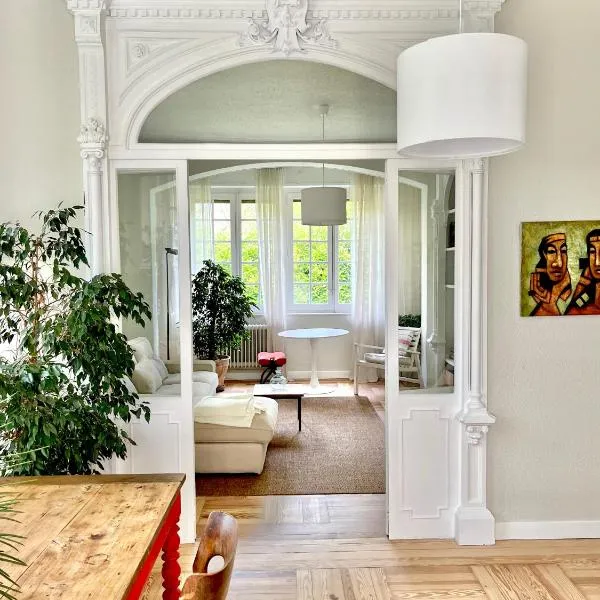 Villa Media Luna, hotel v destinaci Pamplona