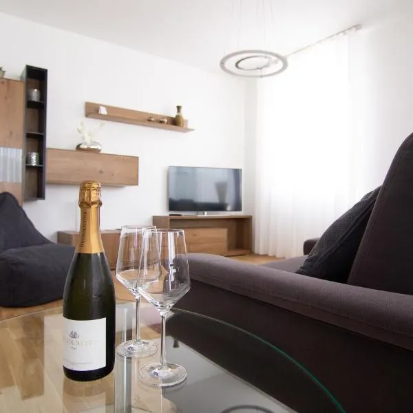 Rooftop Tulln operated by revLIVING, hotell sihtkohas Tulln an der Donau