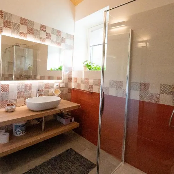 Casa Vacanza Da Nonna Elena, hotel in Vattaro