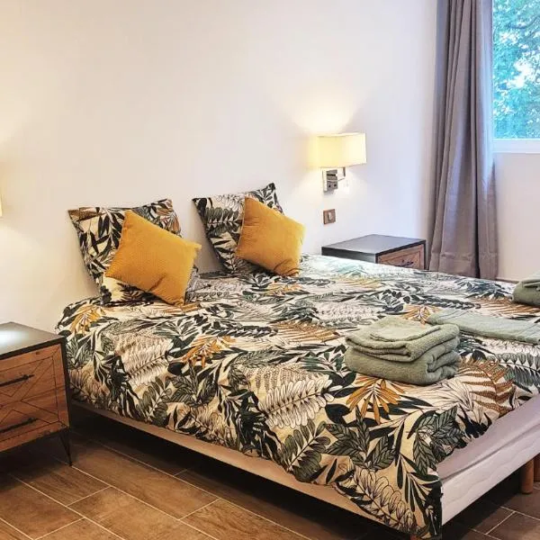 LILLE hypercentre MARIA Appartement PALACE*****、リールのホテル