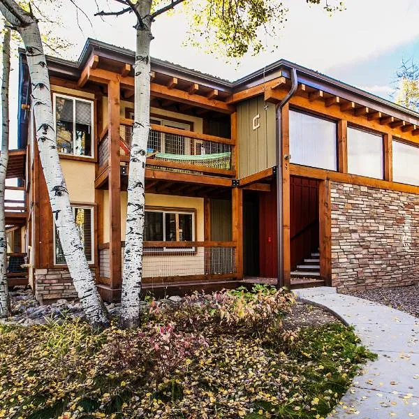 Willows Condos by Snowmass Vacations, hotel v destinaci Snowmass Village