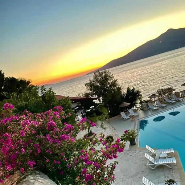 Kaş, Kalkan, Club Patara tatil köyünde villa, готель у місті Калкан