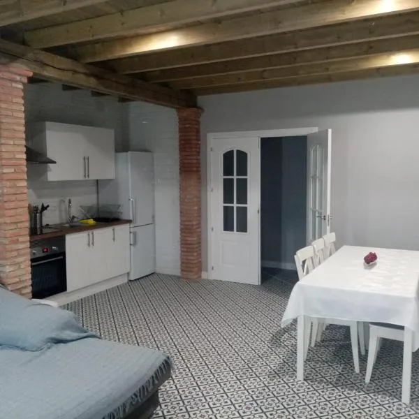 Casa Rural La Plata, hotel v destinaci Aljucén