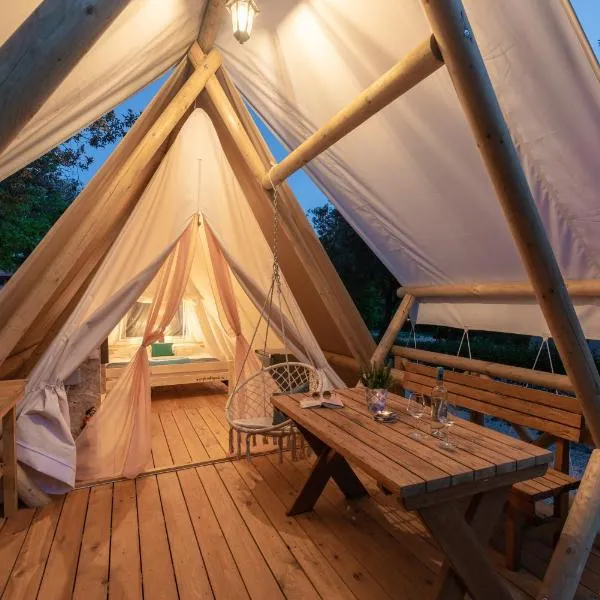 Eco glamping- FKK Nudist Camping Solaris, hotel v Poreči