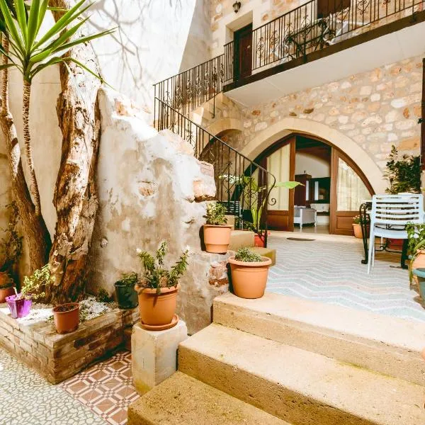 Bozzali Deluxe Hotel, hotel ve městě Chania