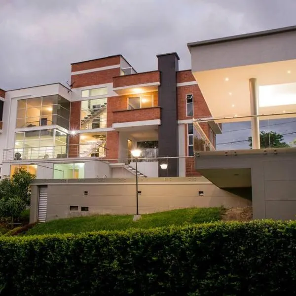 CASA VACACIONAL CAPINA87, hotel v destinaci Pereira