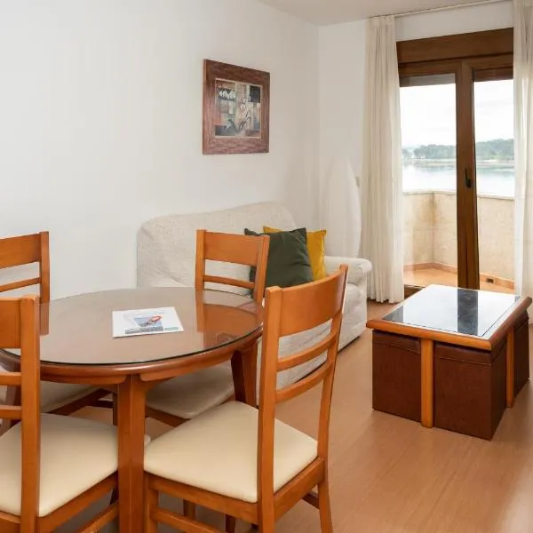 Apartamentos A Laxe, hotel en O Grove