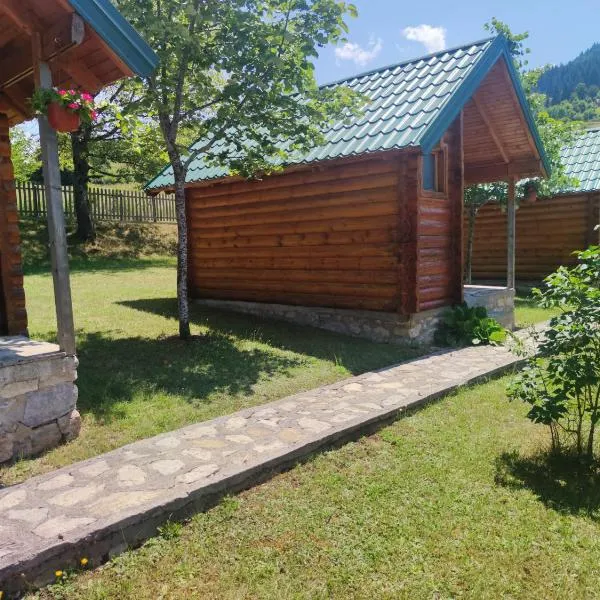 Eko selo Jugoslavija, готель у місті Polje Pluzine