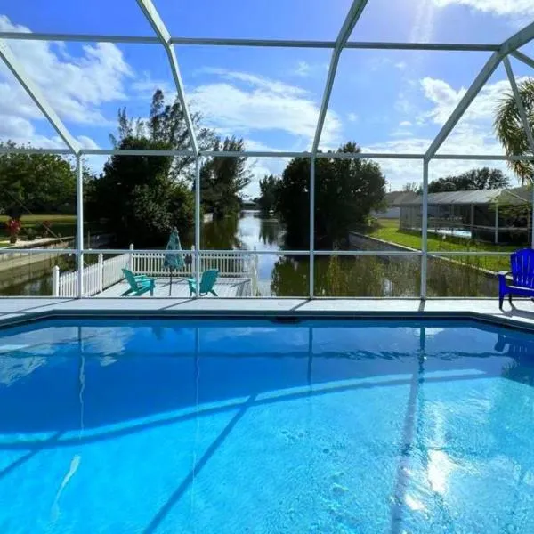 !NEW! Villa Sunshine private Pool, hotel i Cape Coral