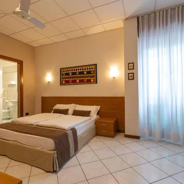 La Mimosa Lazise、ラツィーゼのホテル