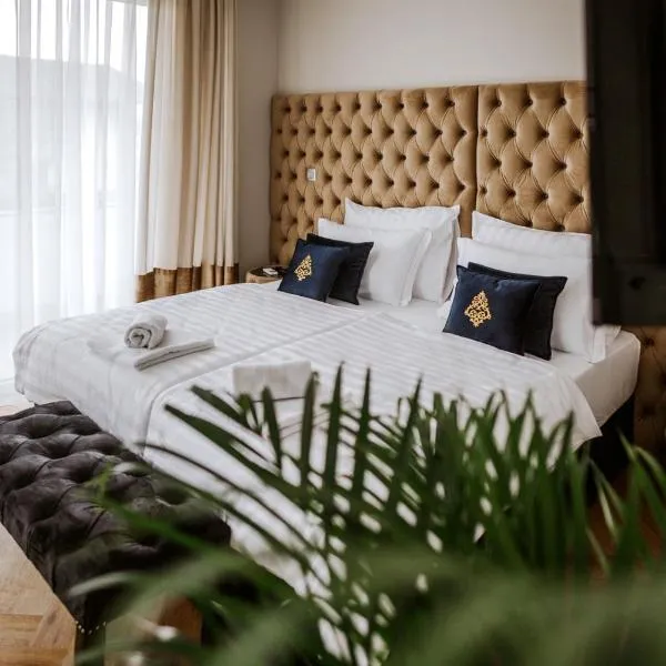 Bresidence Apartments with free private parking, hotel v Lublani
