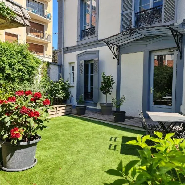 La Maison V.H., Appartements d'Hôtes, hôtel à Troyes