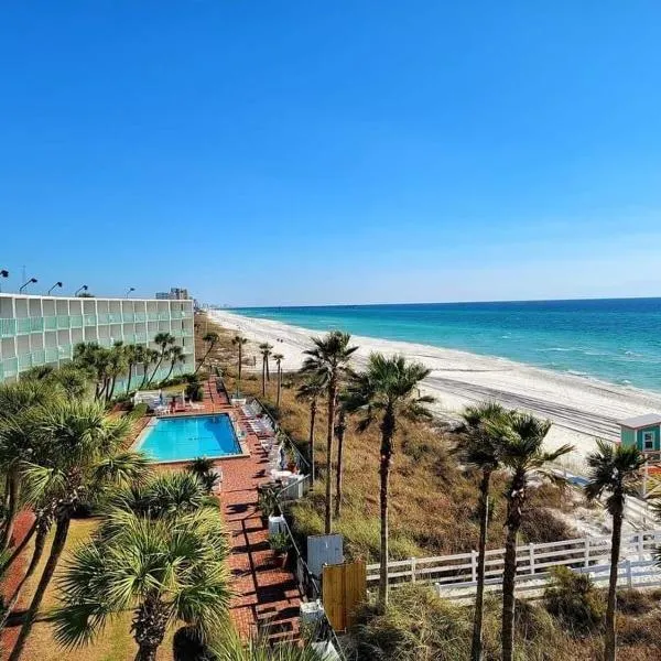 Casa Loma Panama City Beach - Beachfront、パナマ・シティ・ビーチのホテル