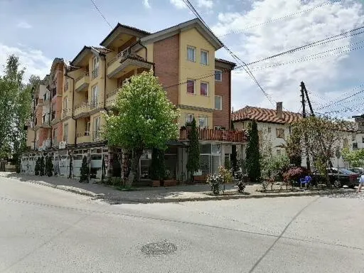 CentrRooms-DS, hotel in Vevčani