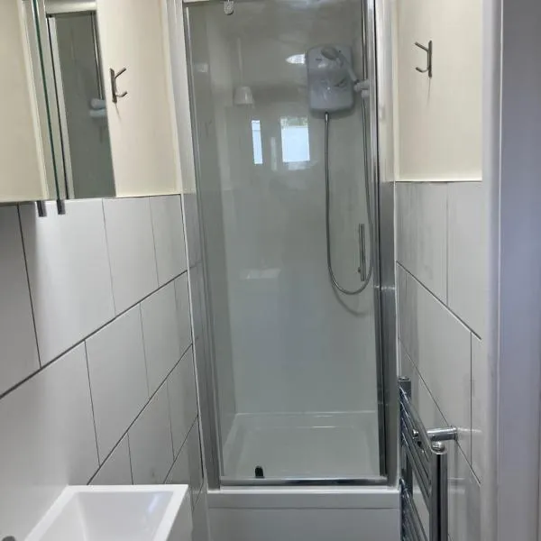 North West Lodge Guest House, hotel in London