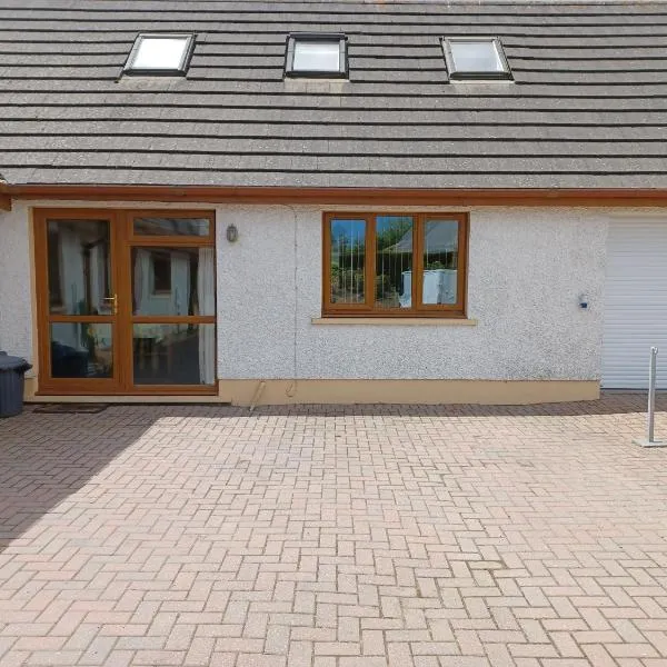 Dunroaming Cottage, hotel v destinaci Pendine