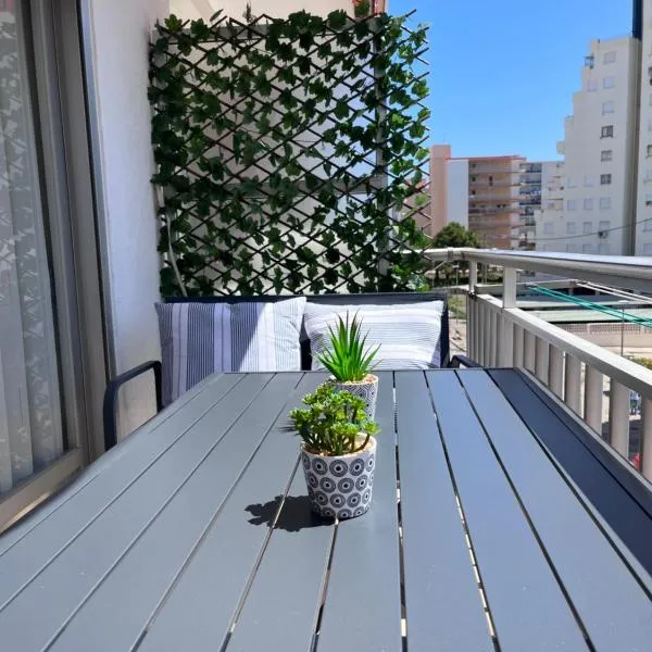 A 1 MINUTO DE LA PLAYA Alojamiento 2 habitaciones - Aire Acc y ascensor, hotel v destinaci Playa de Gandia