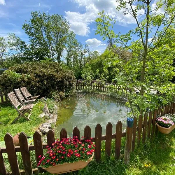 Corti-Pierros, hotel in Houyet