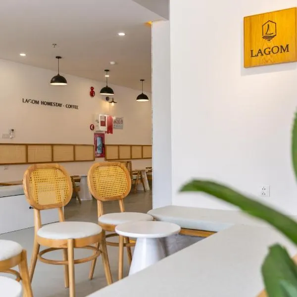LAGOM APARTMENT AND HOTEL, hotel v destinaci Danang
