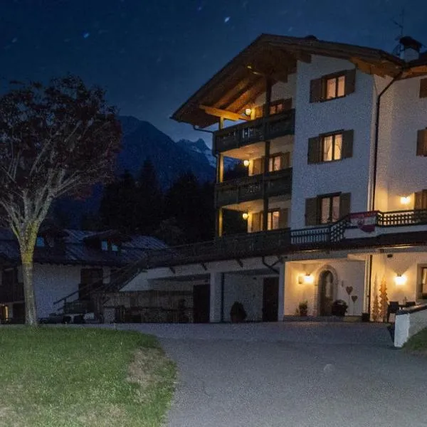 Hotel Garnì Sant'Antonio con Spa, hotel a Madonna di Campiglio