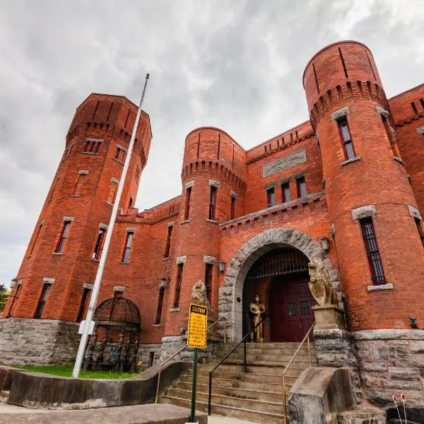 Amsterdam Castle NY, hotel en Broadalbin