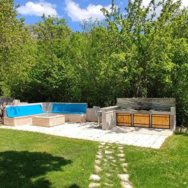Getaway house Loko, hotel in Trebinje