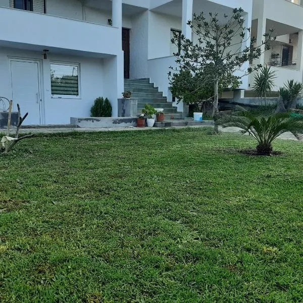 Gardenia, hotel u gradu (( Kermetés ))