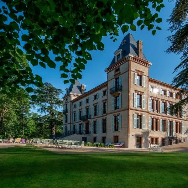 Château de Fiac - Luxurious Hôtel & Spa, hotel di Fiac