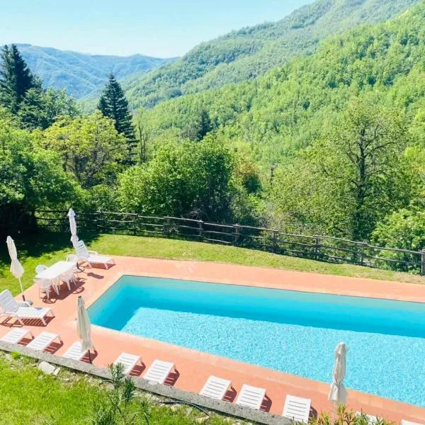 Agriturismo Montagna Verde Apella, hotel v destinaci Licciana Nardi