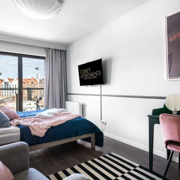 Waterlane w oknami na rzekę - Marina View - Comfy Apartments, hotel in Gdańsk