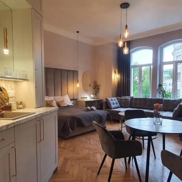 DK Premium Ballady i Romanse, hotel in Olsztyn