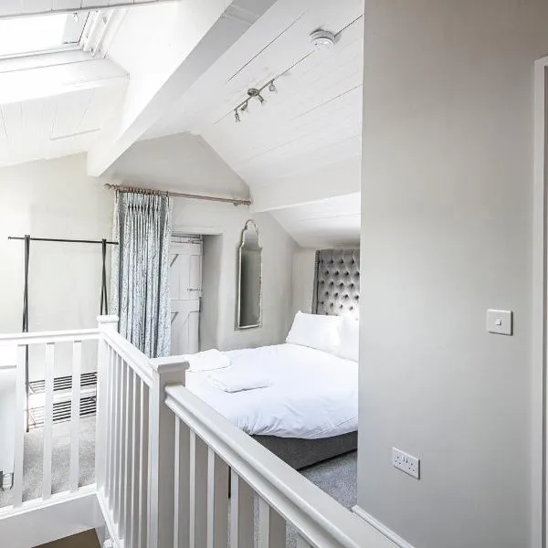 The Artists Loft - a superb cottage sensitively converted from a Grade II Listed 17th Century building, hotel v destinaci Bakewell