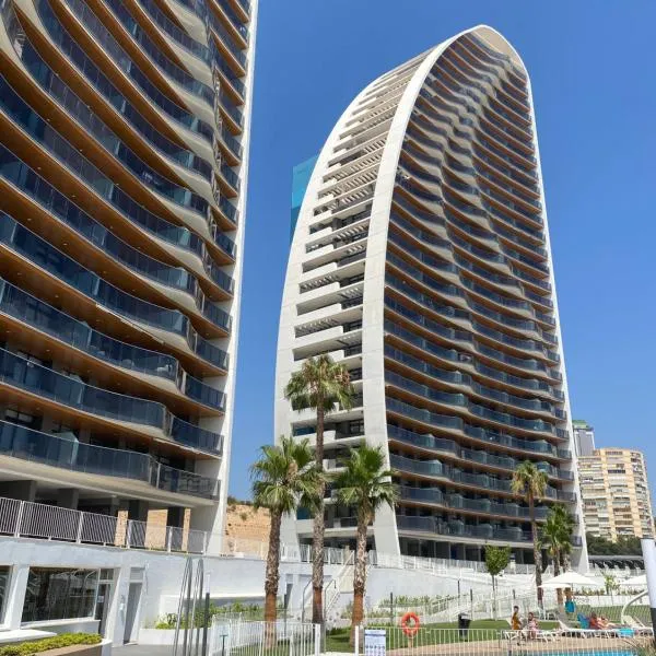 SUNSET WAVES blue sky apartment, hotell sihtkohas Benidorm