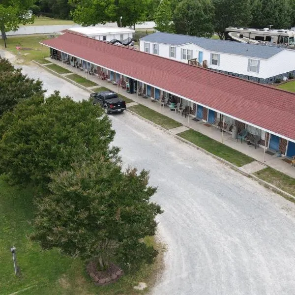 Four Oaks Lodging, hotel in Benson