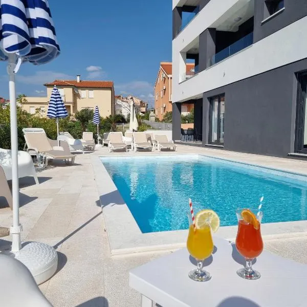 Villa SHARK Deluxe Novalja – hotel w Novalji