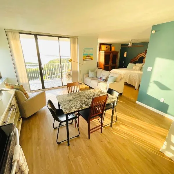 Penthouse 6 Panoramic Ocean Views Top Floor, hotel en Fort Myers Beach