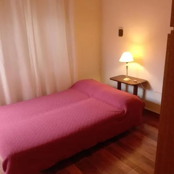 Hostel San Juan 653 Dpto 3, hotel v destinaci San Rafael