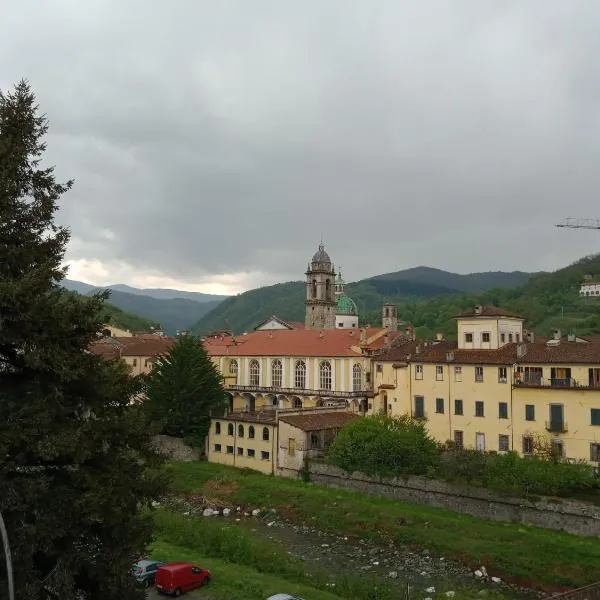 Casa con Vista - Border House - Pontremoli, hotel a Pontremoli